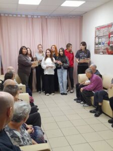 Помощь волонтеров