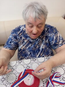 Брошь памяти